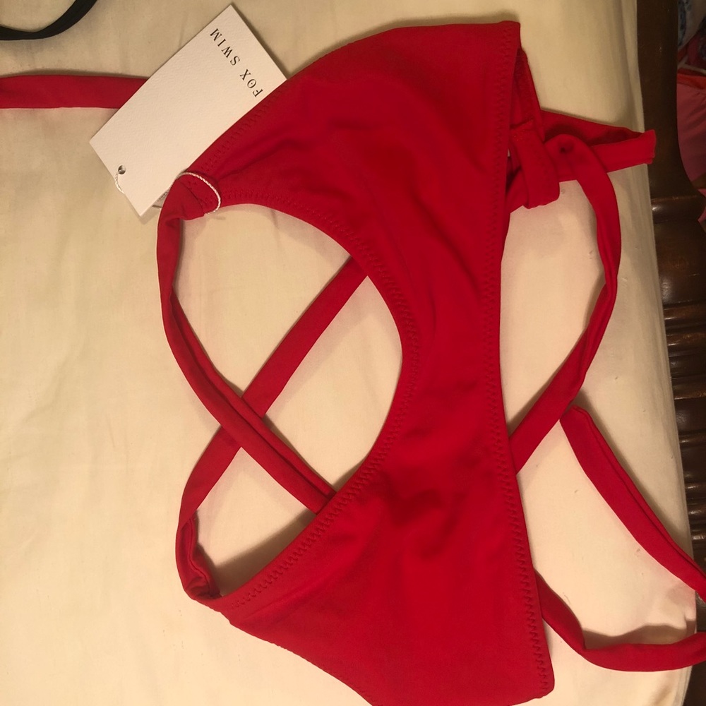 White fox boutique swim top